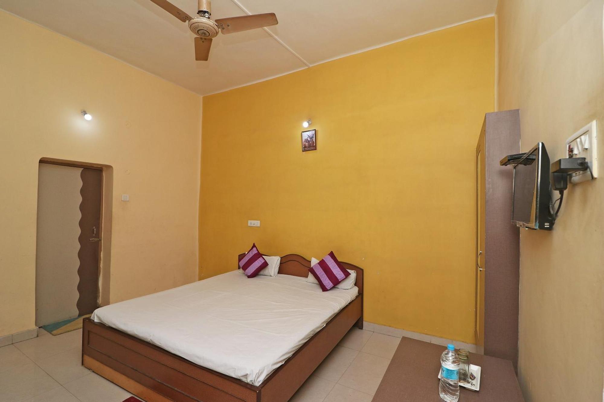 גאיה Spot On 39527 Hotel Saraogi Spot מראה חיצוני תמונה