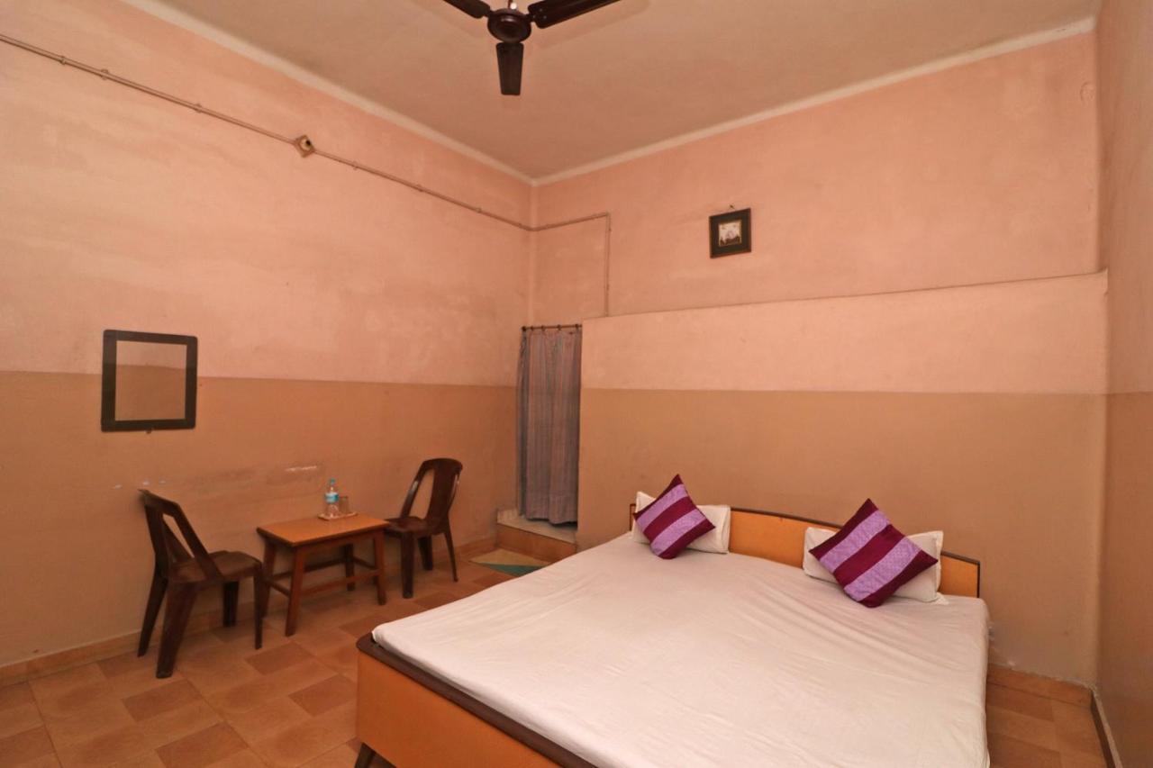 גאיה Spot On 39527 Hotel Saraogi Spot מראה חיצוני תמונה